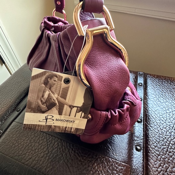 B Makowsky Purple Leather Purse w/ Gold Hardware- NWT - Picture 4 of 6